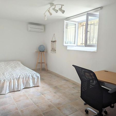 La Liviniere Chambre Climatisee Avec Espaces Privatifs Dont Salle De Bain Et Wc מראה חיצוני תמונה