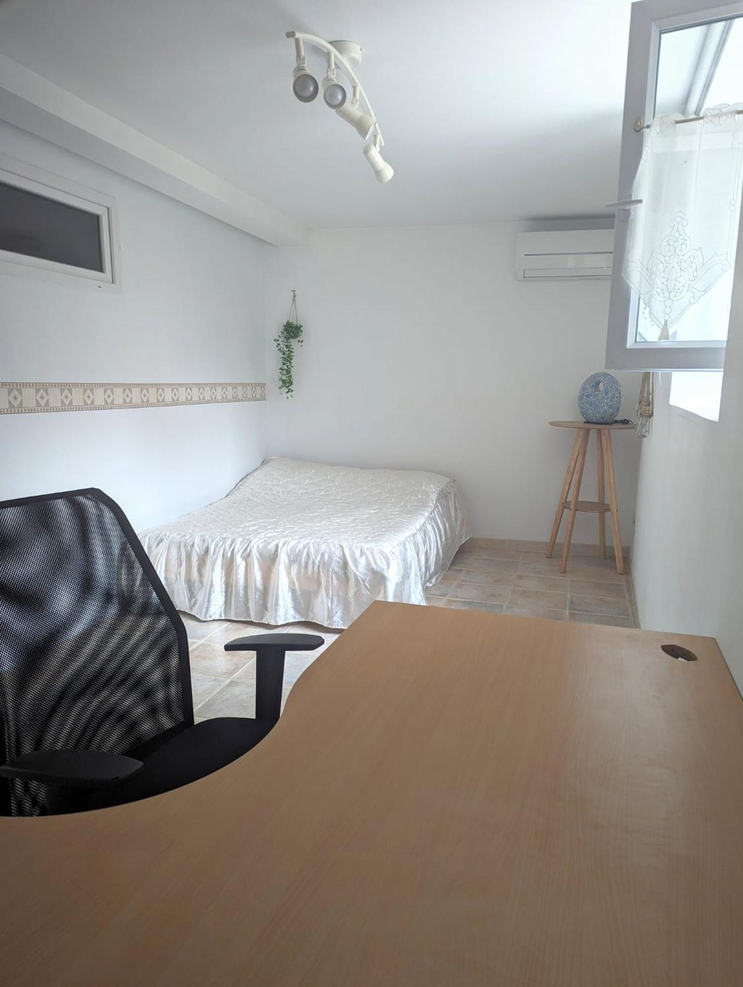 La Liviniere Chambre Climatisee Avec Espaces Privatifs Dont Salle De Bain Et Wc מראה חיצוני תמונה